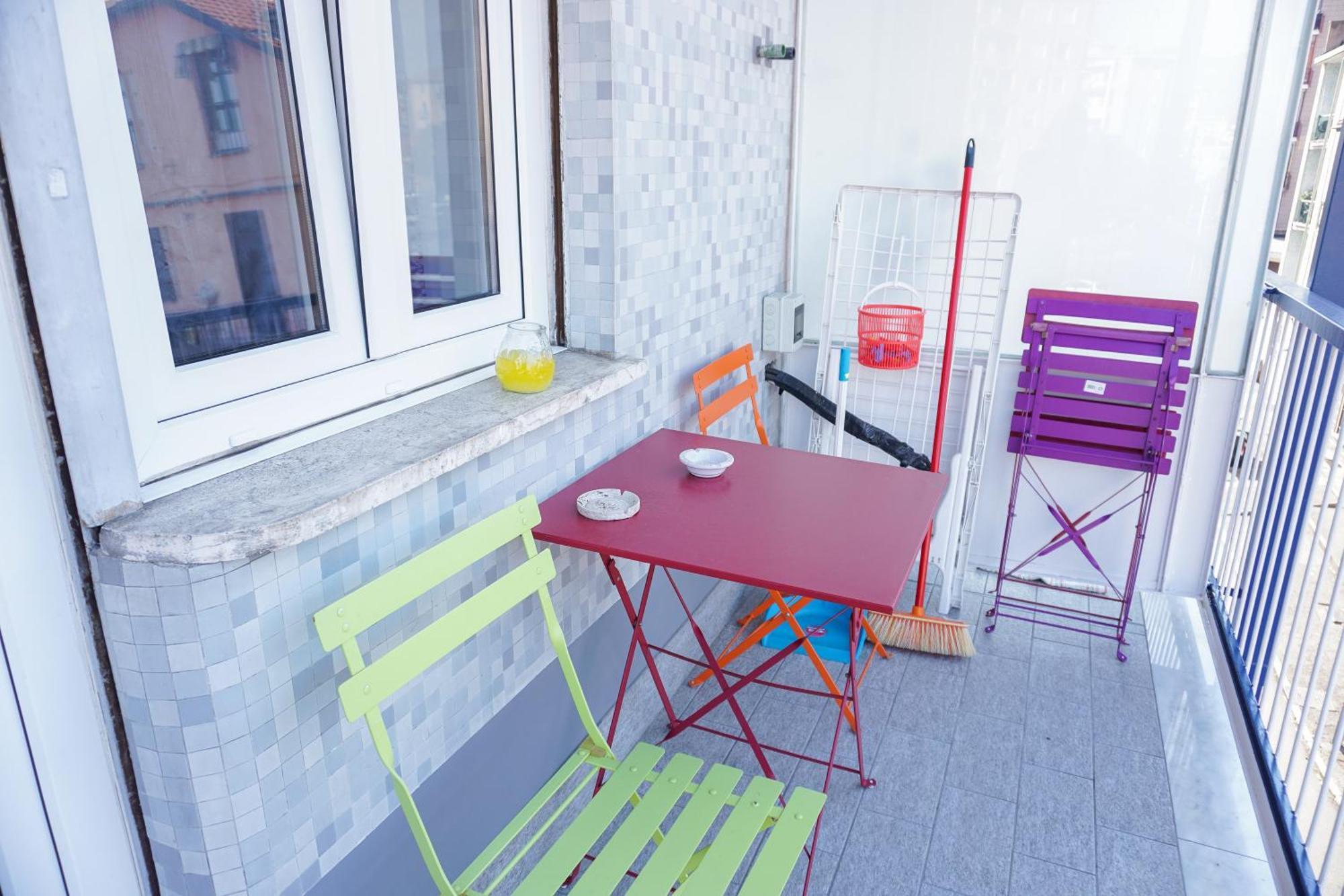 Metro Apartament *